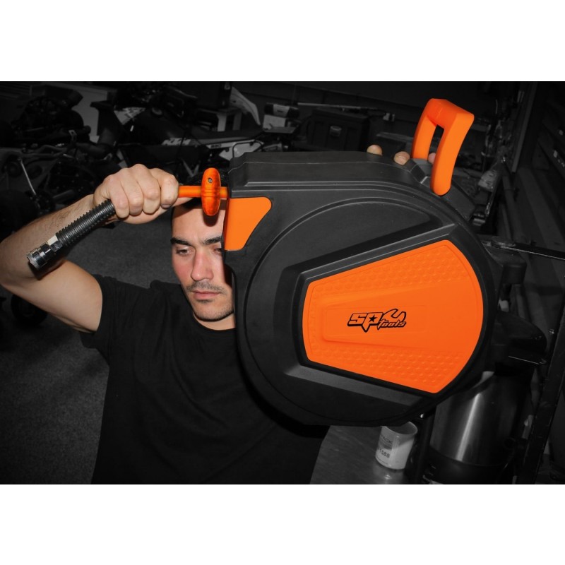 DERULATOR CU FURTUN DE AER 15M SP TOOLS